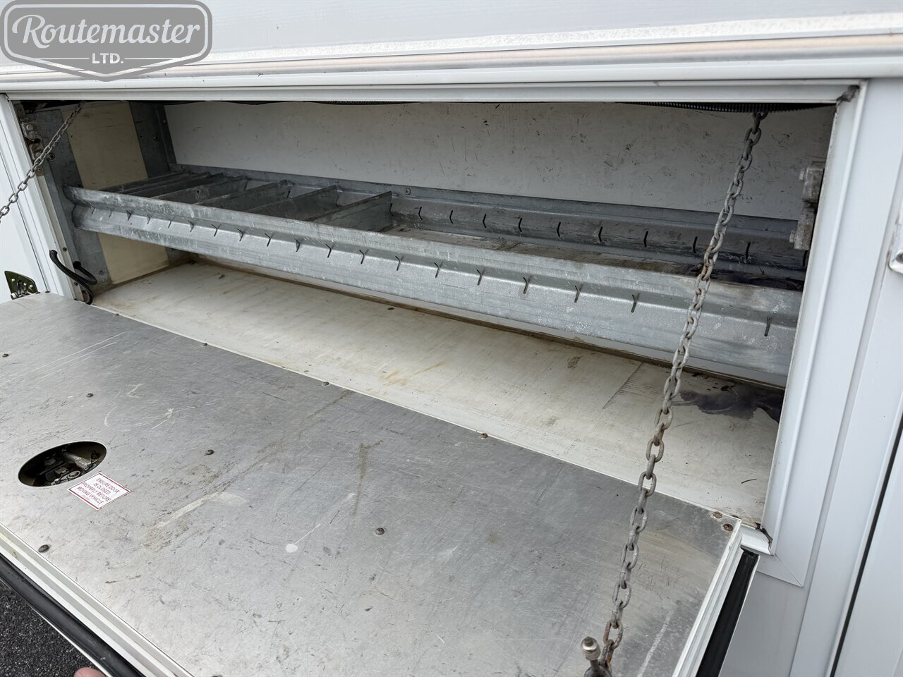 2012 GMC Savana 3500 10' Utility - Photo 21 - Mount Joy, PA 17552