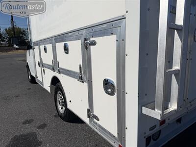 2020 GMC Savana 3500 12' Utility - Photo 10 - Mount Joy, PA 17552
