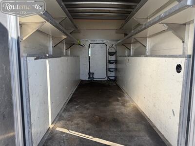2020 GMC Savana 3500 12' Utility - Photo 19 - Mount Joy, PA 17552