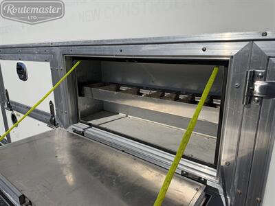 2020 GMC Savana 3500 12' Utility - Photo 12 - Mount Joy, PA 17552