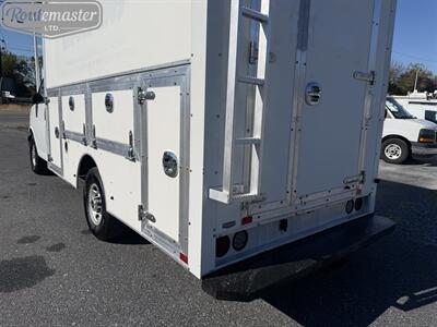 2020 GMC Savana 3500 12' Utility - Photo 8 - Mount Joy, PA 17552