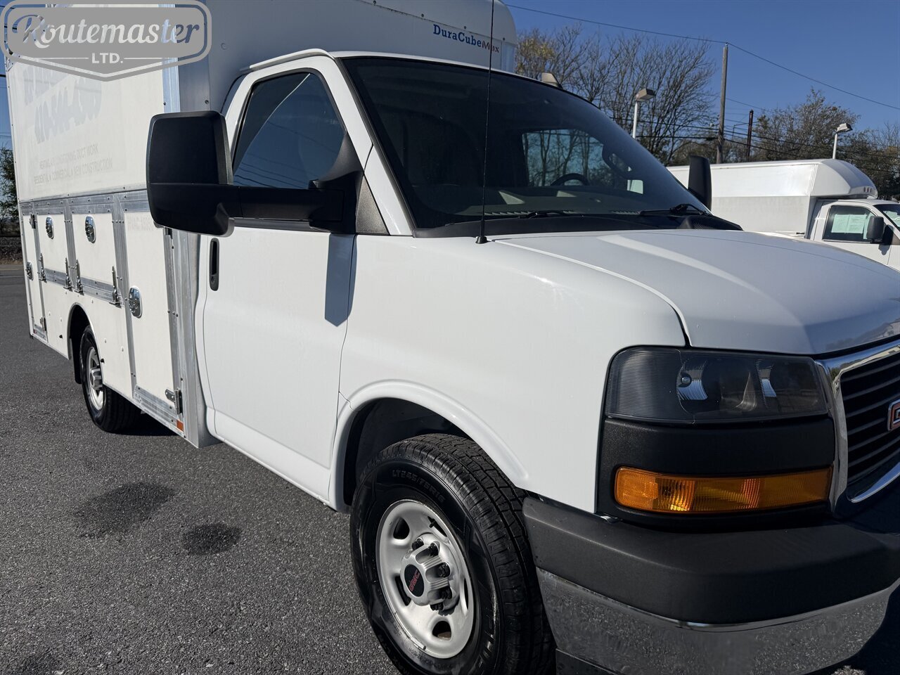 2020 GMC Savana 3500 12' Utility - Photo 4 - Mount Joy, PA 17552