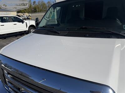 2022 Ford E-Series Van E-350 15' Box   - Photo 28 - Mount Joy, PA 17552