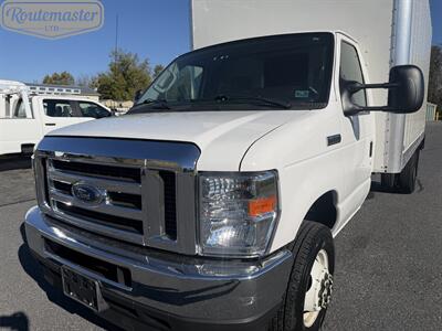 2022 Ford E-Series Van E-350 15' Box   - Photo 27 - Mount Joy, PA 17552