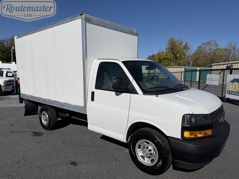 2019 Chevrolet Express 3500 12' Box