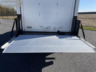 2019 Chevrolet Express 3500 12' Box   - Photo 10 - Mount Joy, PA 17552