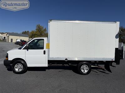 2019 Chevrolet Express 3500 12' Box   - Photo 22 - Mount Joy, PA 17552
