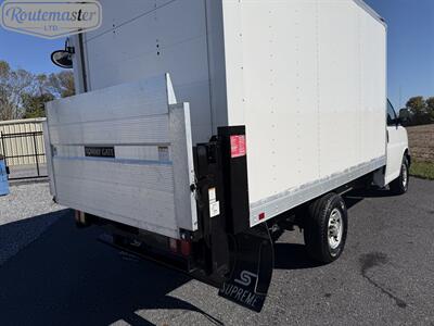 2019 Chevrolet Express 3500 12' Box   - Photo 7 - Mount Joy, PA 17552