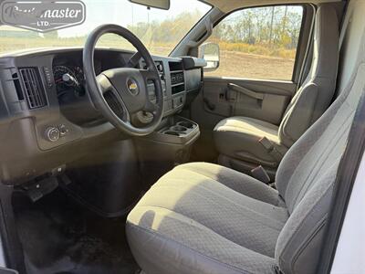 2019 Chevrolet Express 3500 12' Box   - Photo 14 - Mount Joy, PA 17552
