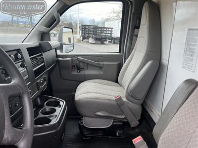 2018 Chevrolet Express 3500 16' Box   - Photo 23 - Mount Joy, PA 17552