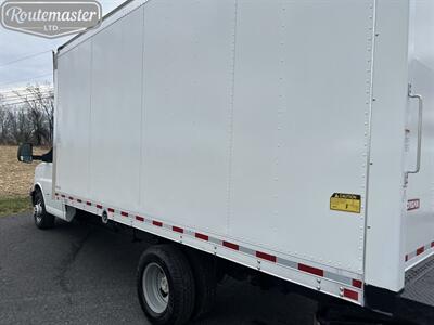 2018 Chevrolet Express 3500 16' Box   - Photo 13 - Mount Joy, PA 17552