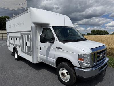 2019 Ford E-Series Van E-450 14' Utility   - Photo 13 - Mount Joy, PA 17552