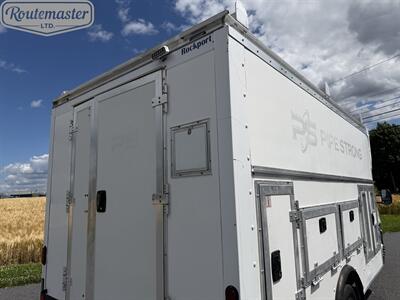 2019 Ford E-Series Van E-450 14' Utility   - Photo 21 - Mount Joy, PA 17552