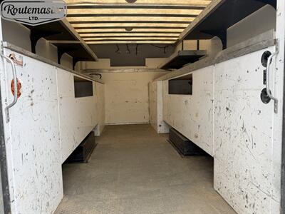 2019 Ford E-Series Van E-450 14' Utility   - Photo 26 - Mount Joy, PA 17552