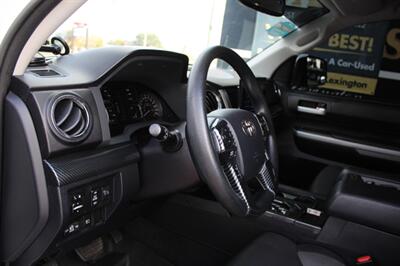 2018 Toyota Tundra SR5   - Photo 22 - Lexington, SC 29073