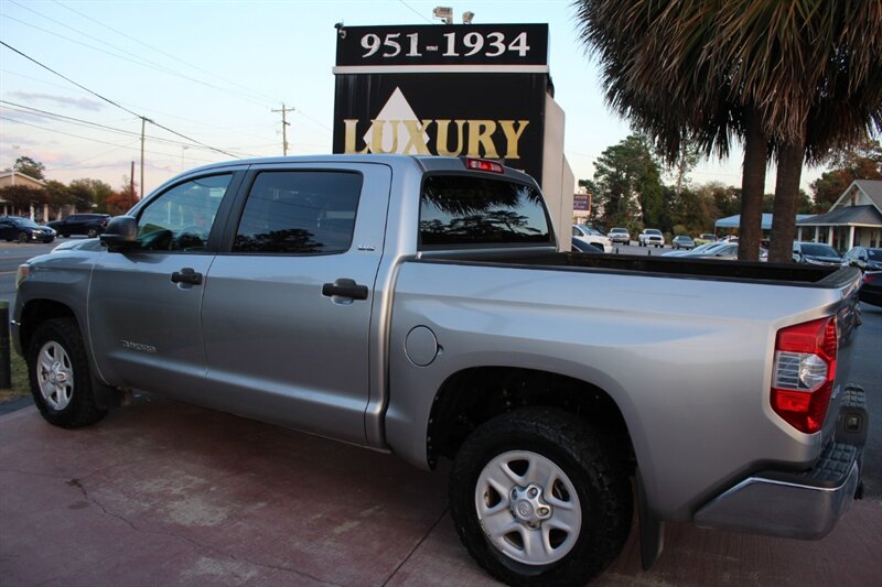 2018 Toyota Tundra SR5 CREW MAX - Photo 9 - Lexington, SC 29073