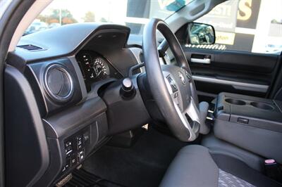 2018 Toyota Tundra SR5 CREW MAX - Photo 18 - Lexington, SC 29073