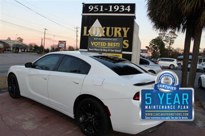 2018 Dodge Charger SXT   - Photo 5 - Lexington, SC 29073