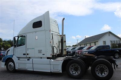 2005 Volvo VN VNL   - Photo 7 - Lexington, SC 29073