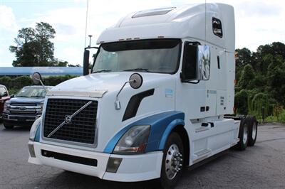 2005 Volvo VN VNL   - Photo 2 - Lexington, SC 29073
