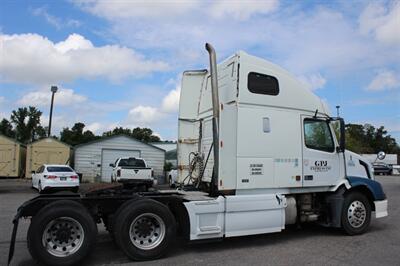 2005 Volvo VN VNL   - Photo 11 - Lexington, SC 29073