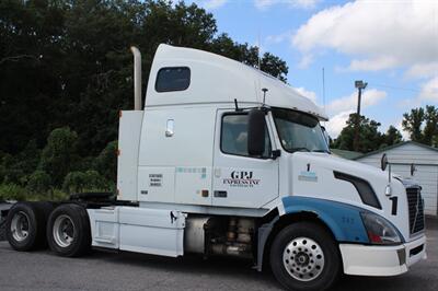 2005 Volvo VN VNL   - Photo 5 - Lexington, SC 29073