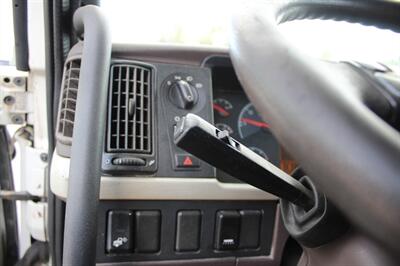 2005 Volvo VN VNL   - Photo 17 - Lexington, SC 29073