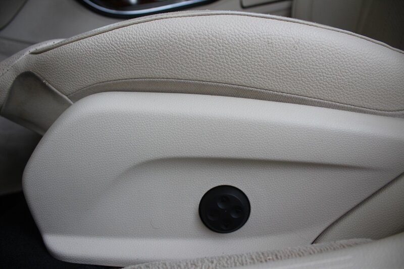 2018 Mercedes-Benz E 300 4MATIC - Photo 15 - Lexington, SC 29073