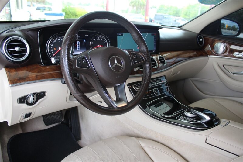 2018 Mercedes-Benz E 300 4MATIC - Photo 17 - Lexington, SC 29073