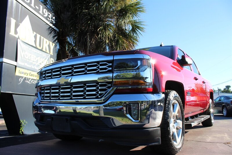 2018 Chevrolet Silverado 1500 LT - Photo 1 - Lexington, SC 29073