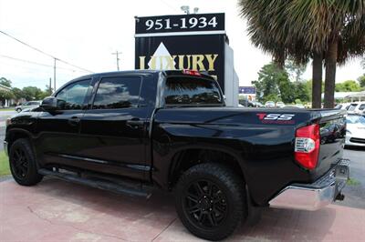 2019 Toyota Tundra SR5  CREW MAX - Photo 16 - Lexington, SC 29073