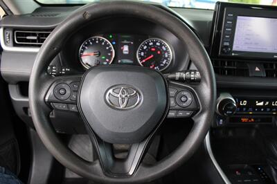2020 Toyota RAV4 XLE   - Photo 37 - Lexington, SC 29073