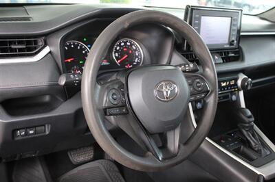 2020 Toyota RAV4 XLE   - Photo 16 - Lexington, SC 29073