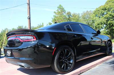 2018 Dodge Charger SXT Plus   - Photo 9 - Lexington, SC 29073