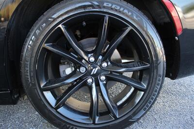 2018 Dodge Charger SXT Plus   - Photo 40 - Lexington, SC 29073