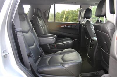 2020 Cadillac Escalade Luxury   - Photo 31 - Lexington, SC 29073