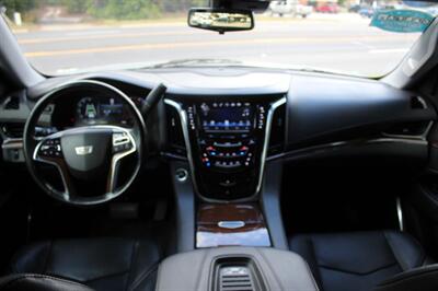 2020 Cadillac Escalade Luxury   - Photo 19 - Lexington, SC 29073