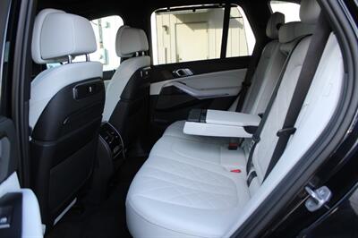 2024 BMW X5 M60i   - Photo 22 - Lexington, SC 29073