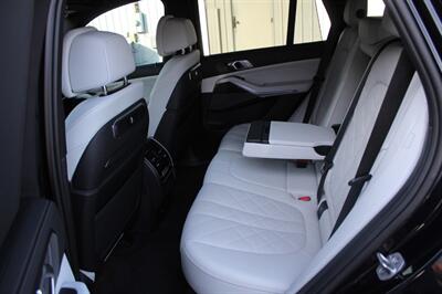 2024 BMW X5 M60i   - Photo 23 - Lexington, SC 29073