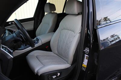 2024 BMW X5 M60i   - Photo 17 - Lexington, SC 29073