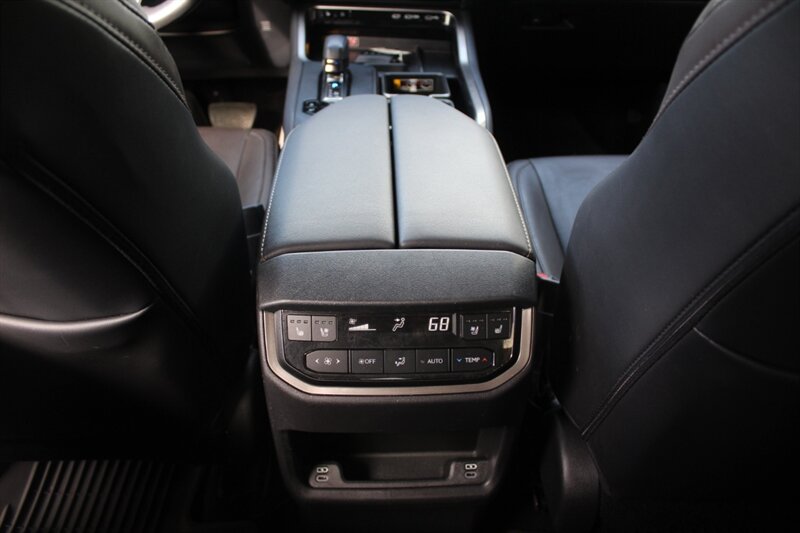 2025 Lexus TX 350 - Photo 39 - Lexington, SC 29073