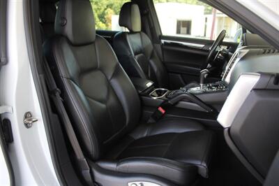 2016 Porsche Cayenne   - Photo 35 - Lexington, SC 29073