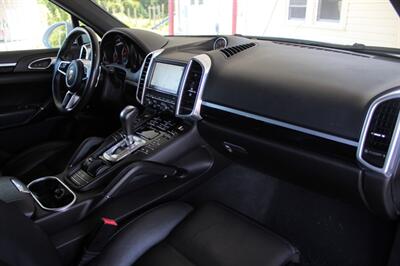 2016 Porsche Cayenne   - Photo 36 - Lexington, SC 29073