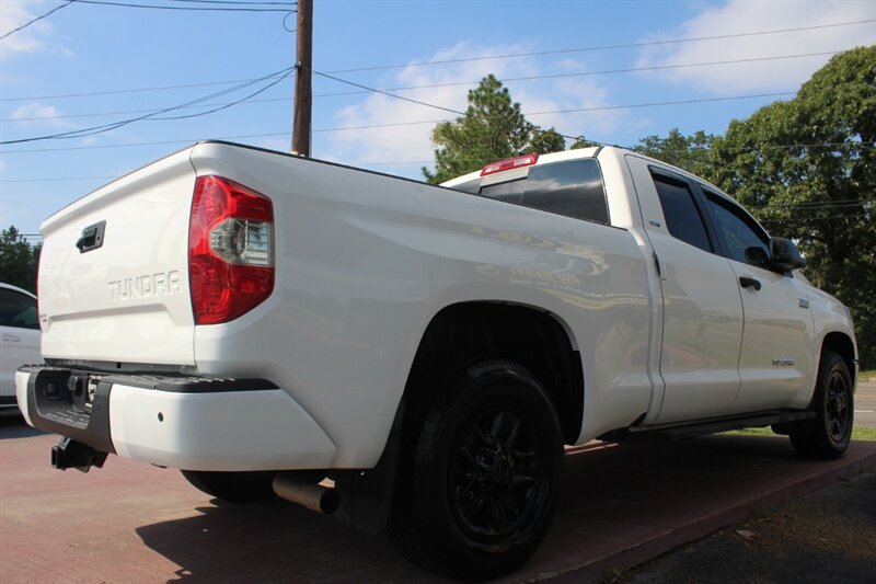 2021 Toyota Tundra SR5 - Photo 17 - Lexington, SC 29073