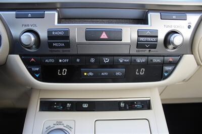 2015 Lexus ES 350   - Photo 31 - Lexington, SC 29073