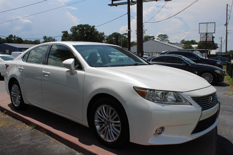 2015 Lexus ES 350 - Photo 9 - Lexington, SC 29073