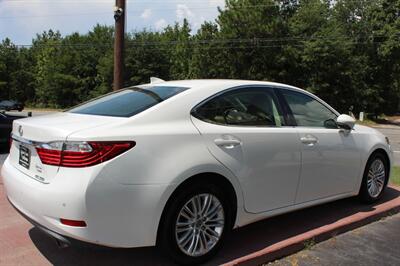 2015 Lexus ES 350 - Photo 13 - Lexington, SC 29073