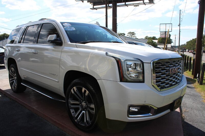2019 Gmc Yukon Denali photo 9