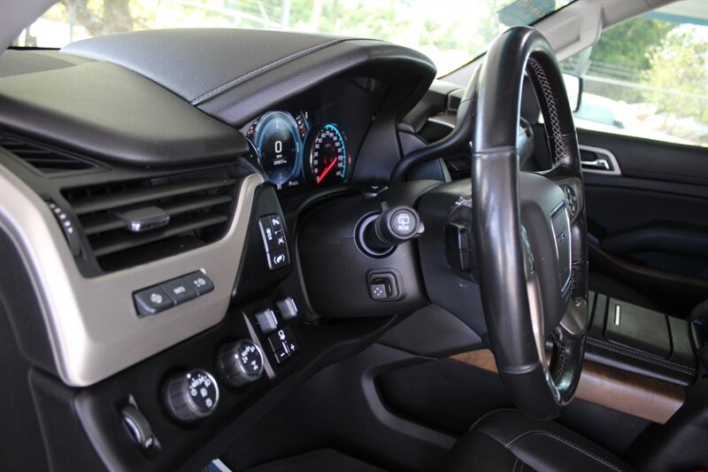 2019 Gmc Yukon Denali photo 14