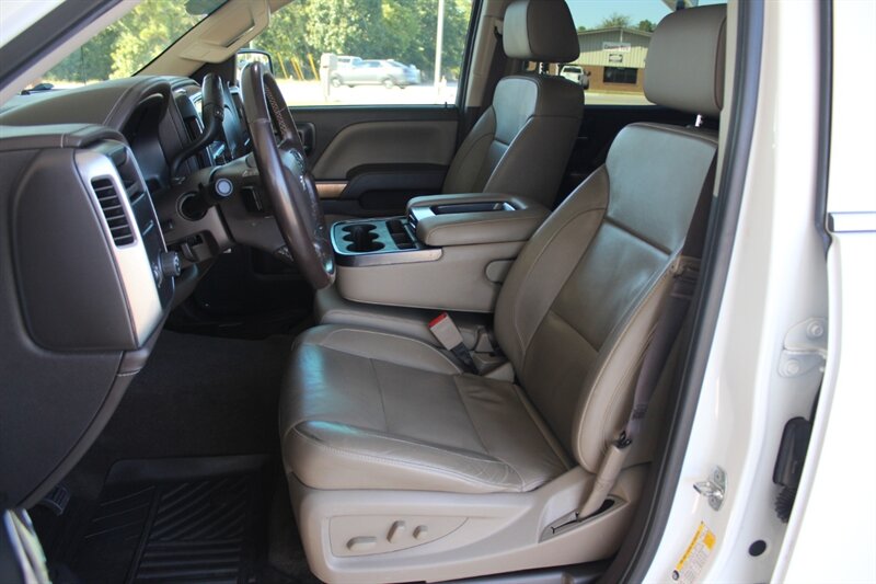 2018 Chevrolet Silverado 1500 LTZ - Photo 18 - Lexington, SC 29073
